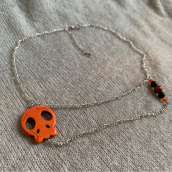 3x25$ 👻 🎃 🧟 Handmade - Short necklace asymmetrical skull double chains orange - Picture 2 of 7